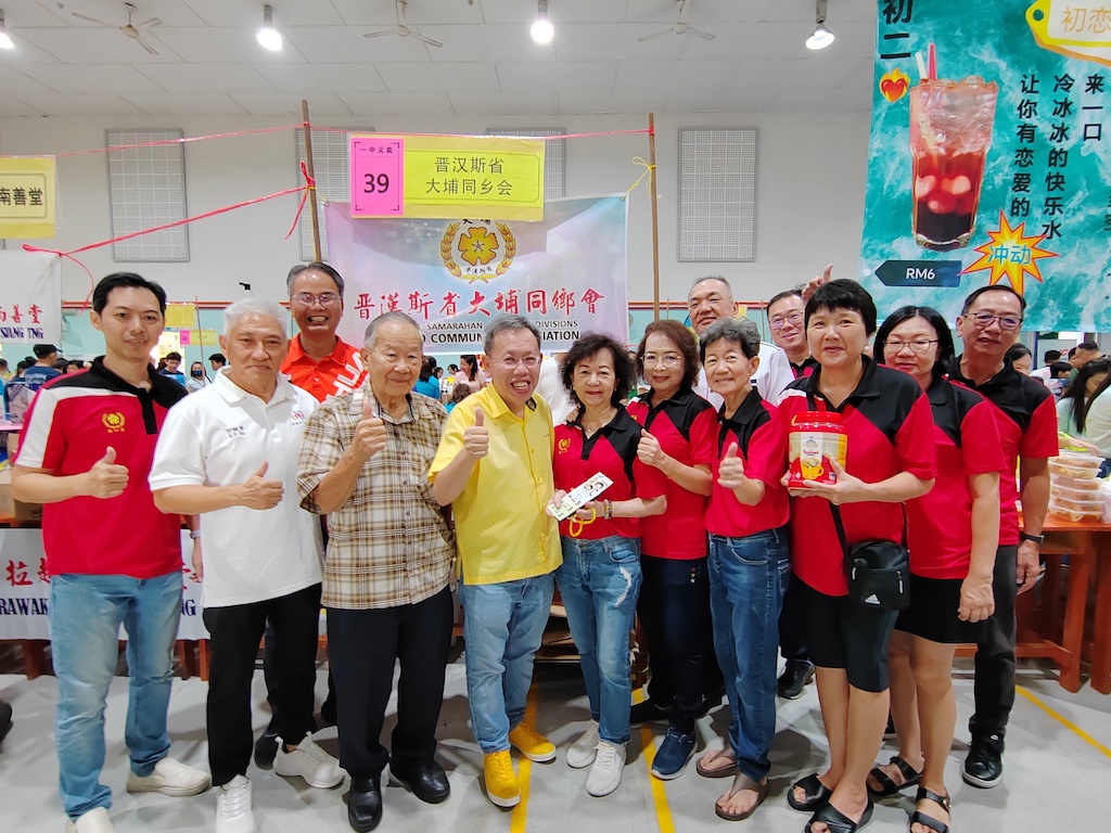 一中义卖会，我们的39号摊位